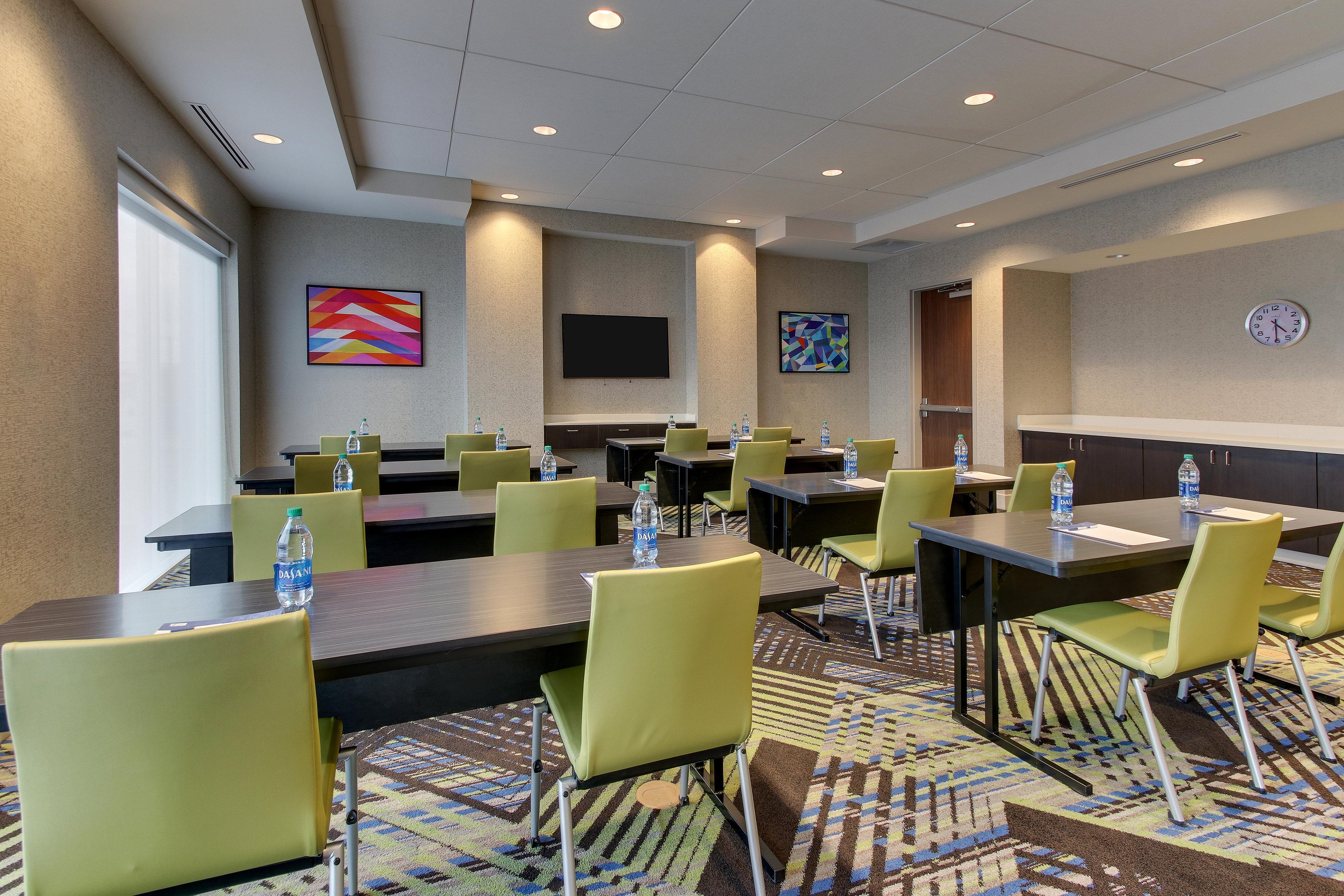 Holiday Inn Express & Suites - Nashville Metrocenter Downtown By Ihg Ngoại thất bức ảnh